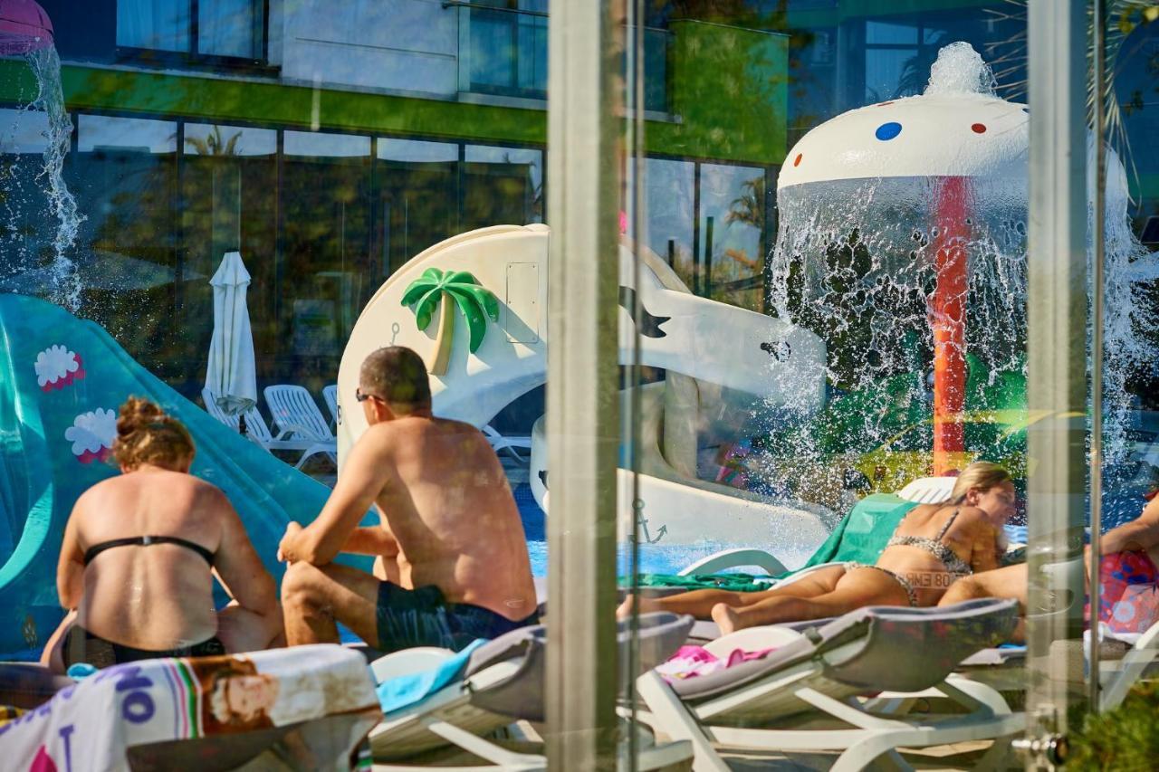 Sunrise Aparthotel Pool & Spa Mamaia Nord Năvodari Εξωτερικό φωτογραφία