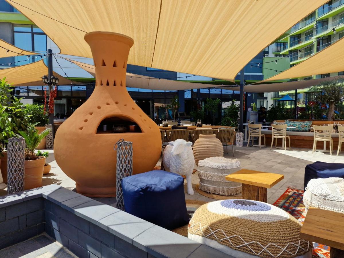 Sunrise Aparthotel Pool & Spa Mamaia Nord Năvodari Εξωτερικό φωτογραφία